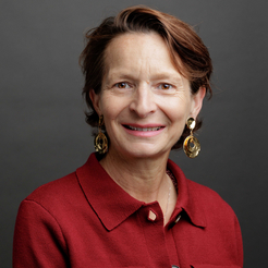 Aline DE MARCILLAC