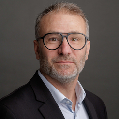 José MOURY